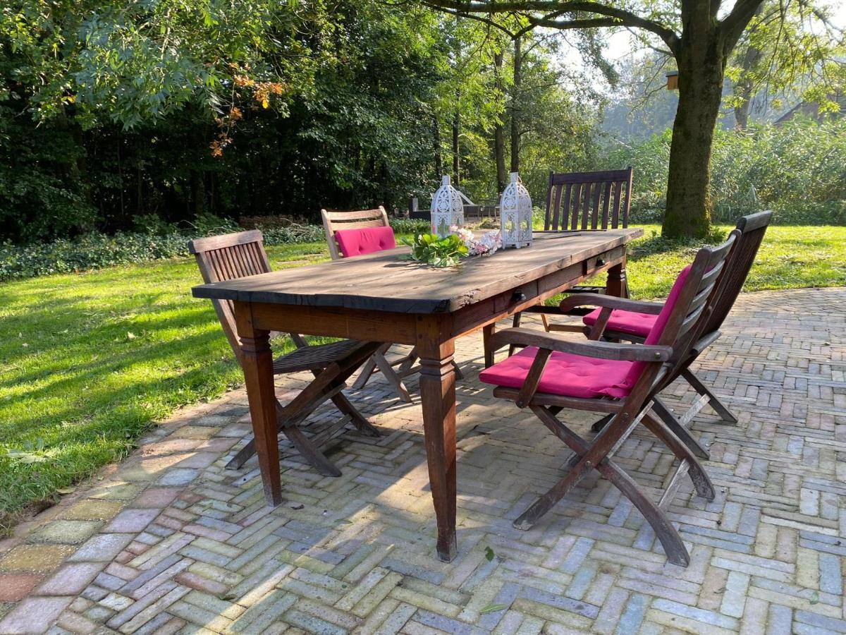 Supergezellig Vakantiehuis Met Hele Grote Tuin Bij Nijmegen Ewijk Buitenkant foto