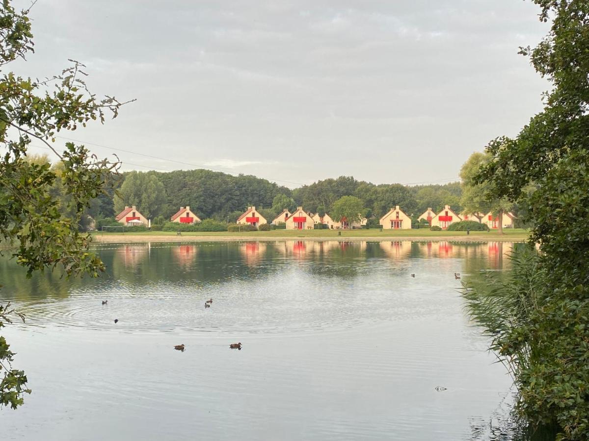 Supergezellig Vakantiehuis Met Hele Grote Tuin Bij Nijmegen Ewijk Buitenkant foto